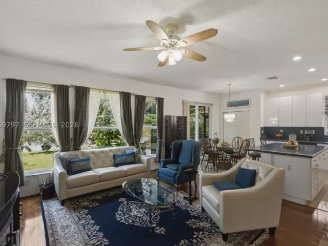 Продажа дома по адресу 1268 NW 144th Ter - фото 9300987