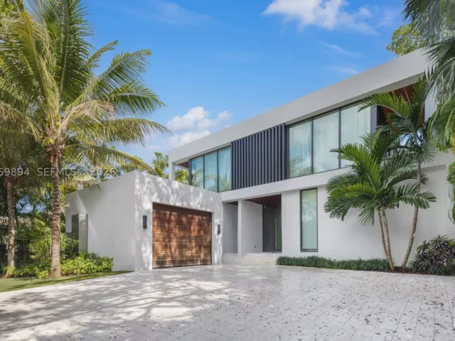 Продажа дома по адресу 6015 N Bay Rd - фото 9286134