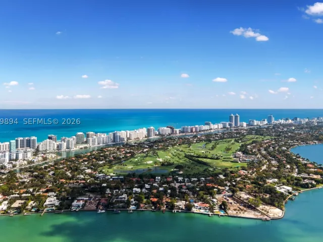 Продажа дома по адресу 6015 N Bay Rd - фото 9286172