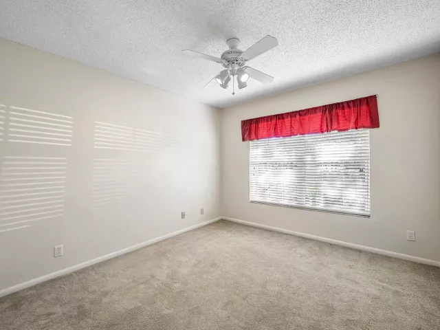 Продажа дома по адресу 241 DEL RIO Boulevard - фото 9283676