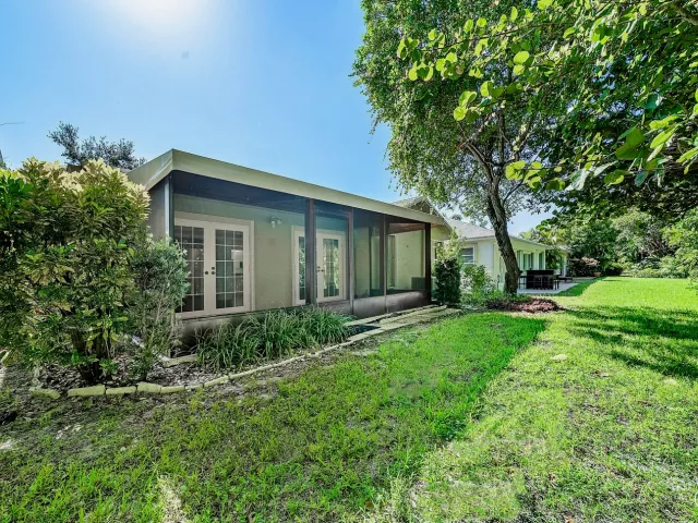 Продажа дома по адресу 241 DEL RIO Boulevard - фото 9283686
