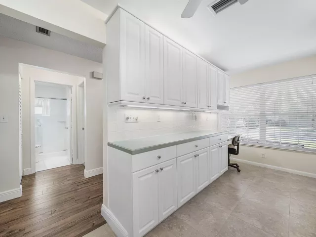 Продажа дома по адресу 241 DEL RIO Boulevard - фото 9283664
