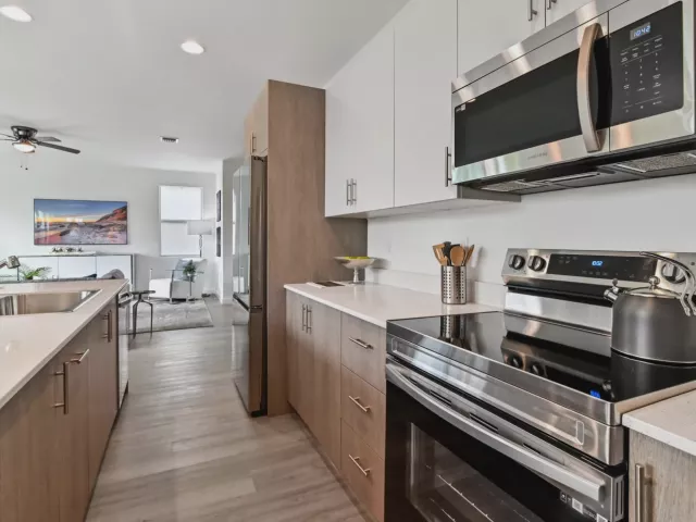 Продажа дома по адресу 6275 Tenor Drive - фото 9293519