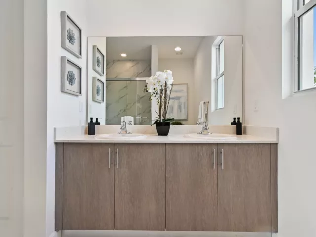Продажа дома по адресу 6275 Tenor Drive - фото 9293538
