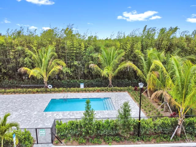 Продажа дома по адресу 6275 Tenor Drive - фото 9293550