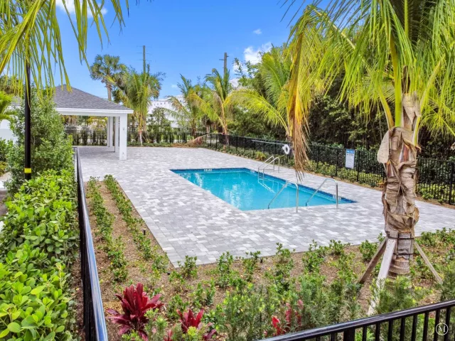 Продажа дома по адресу 6275 Tenor Drive - фото 9293553
