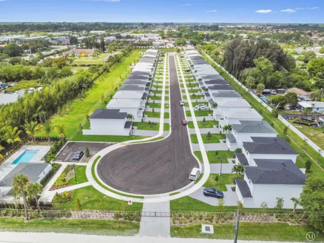 Продажа дома по адресу 6275 Tenor Drive - фото 9293554