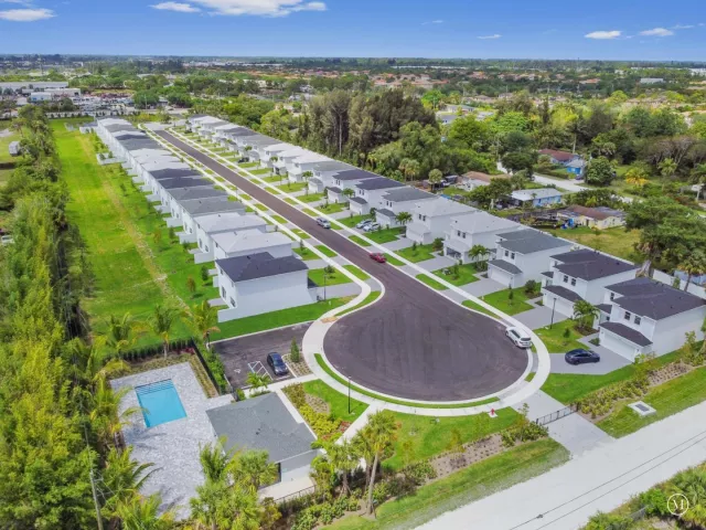 Продажа дома по адресу 6275 Tenor Drive - фото 9293555