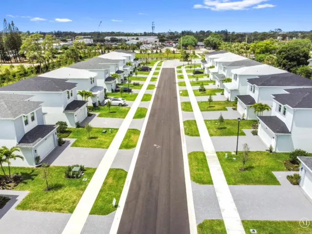 Продажа дома по адресу 6275 Tenor Drive - фото 9293558