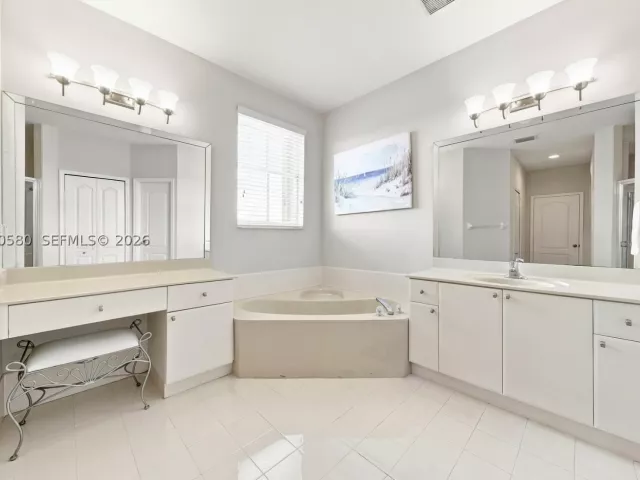 Продажа дома по адресу 15154 SW 20th Ln - фото 9287174