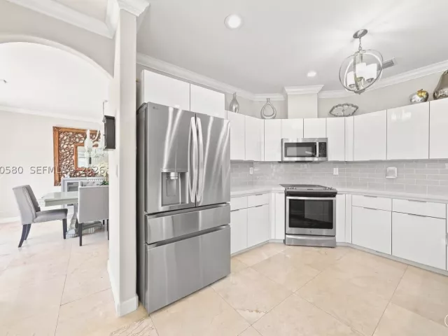 Продажа дома по адресу 15154 SW 20th Ln - фото 9287155