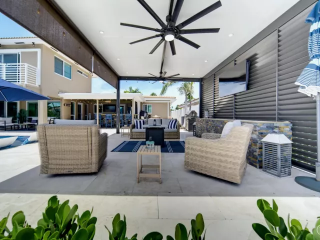 Продажа дома по адресу 2360 SE 13TH Court - фото 9376254
