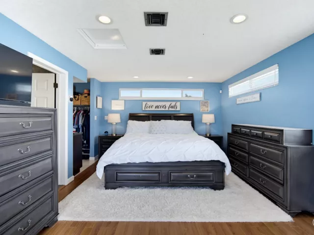 Продажа дома по адресу 2360 SE 13TH Court - фото 9376198