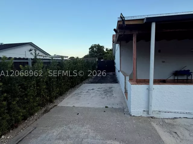 Продажа дома по адресу 15171 SW 70th St - фото 9287243