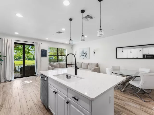 Продажа дома по адресу 10175 Akenside Drive - фото 9360531