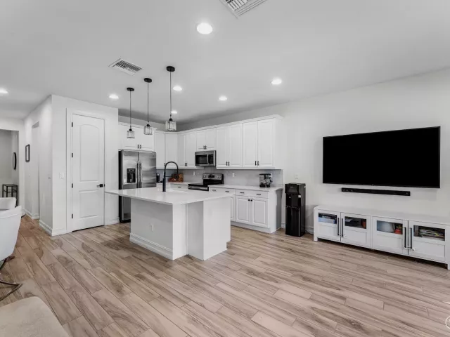 Продажа дома по адресу 10175 Akenside Drive - фото 9360525