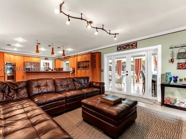 Продажа дома по адресу 4812 Van Buren St - фото 9293054
