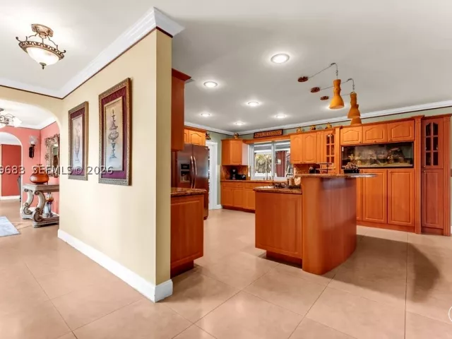 Продажа дома по адресу 4812 Van Buren St - фото 9293062
