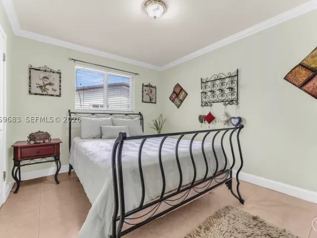 Продажа дома по адресу 4812 Van Buren St - фото 9293073