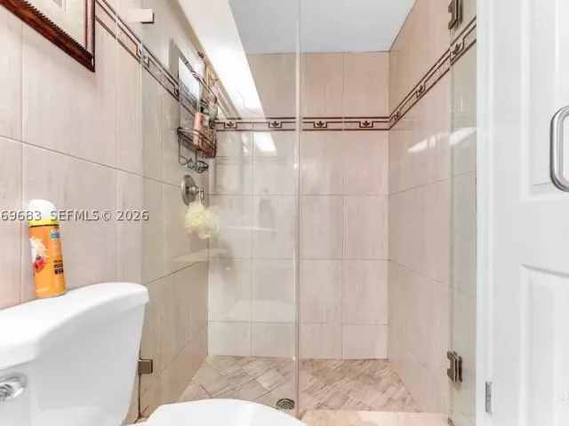 Продажа дома по адресу 4812 Van Buren St - фото 9293076