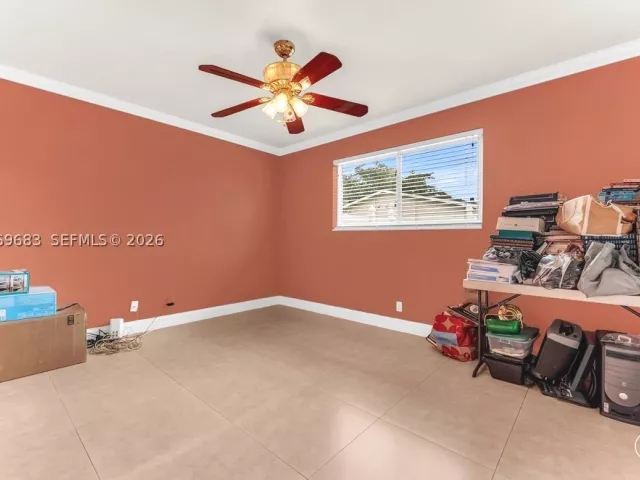 Продажа дома по адресу 4812 Van Buren St - фото 9293083