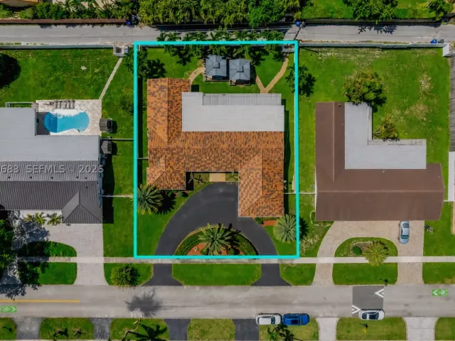 Продажа дома по адресу 4812 Van Buren St - фото 9293041