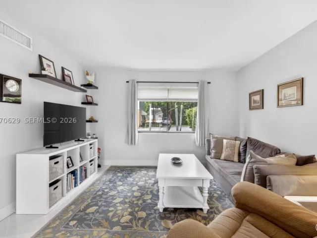 Продажа дома по адресу 8210 SW 96th Ct - фото 9291470