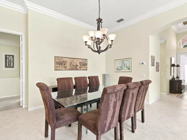 Продажа дома по адресу 7199 Imperial Beach Circle - фото 9381415