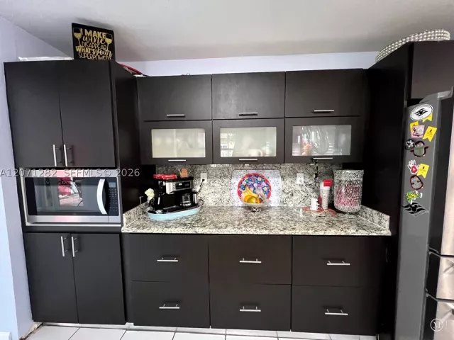 Продажа дома по адресу 13249 NW 9 LN - фото 9301941