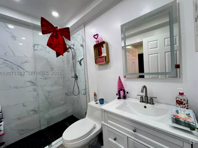 Продажа дома по адресу 13249 NW 9 LN - фото 9301950