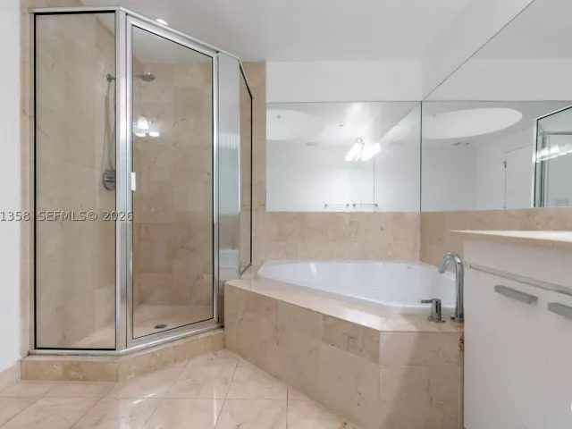 Квартира в аренду номер2-1010 - фото 9297997