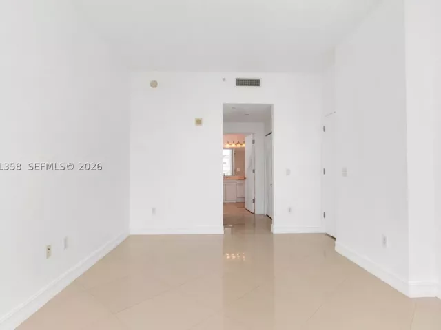 Квартира в аренду номер2-1010 - фото 9297999