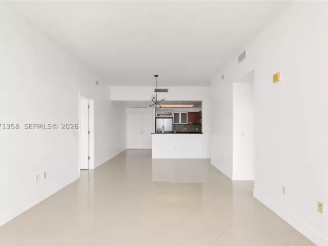 Квартира в аренду номер2-1010 - фото 9298017