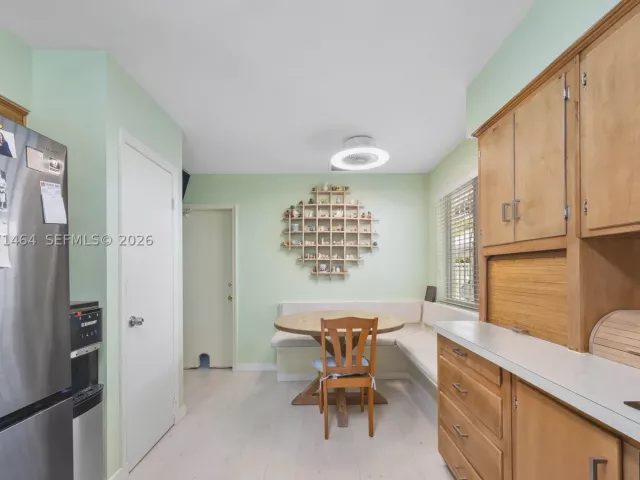 Продажа дома по адресу 5775 SW 57th Ter - фото 9299370