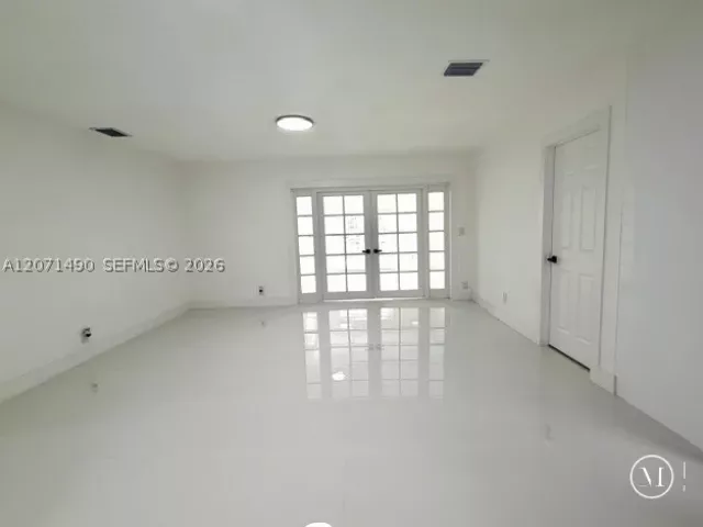 Продажа дома по адресу 3930 NW 187th St - фото 9296193