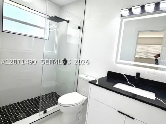 Продажа дома по адресу 3930 NW 187th St - фото 9296197