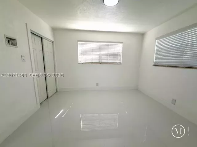 Продажа дома по адресу 3930 NW 187th St - фото 9296198