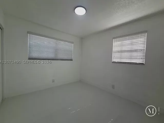 Продажа дома по адресу 3930 NW 187th St - фото 9296200