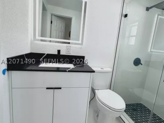 Продажа дома по адресу 3930 NW 187th St - фото 9296206
