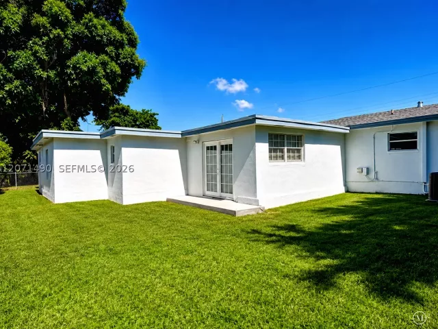 Продажа дома по адресу 3930 NW 187th St - фото 9296211
