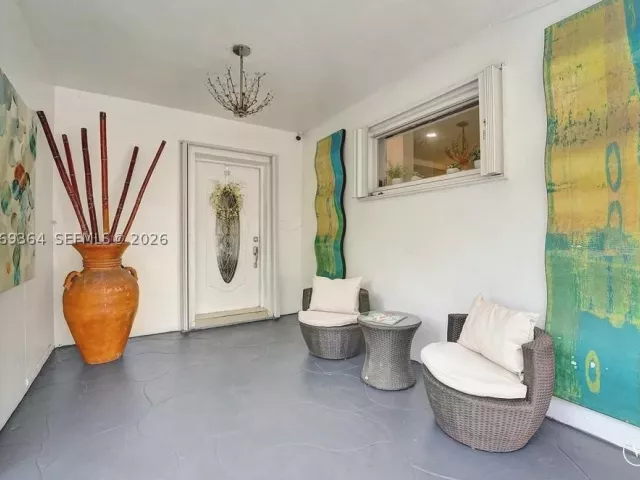 Продажа дома по адресу 1750 71st St - фото 9326413