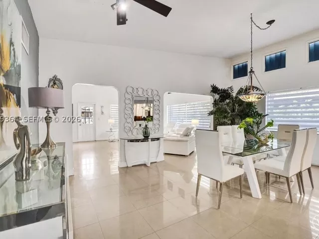 Продажа дома по адресу 1750 71st St - фото 9326415