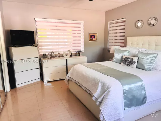 Продажа дома по адресу 1750 71st St - фото 9326443