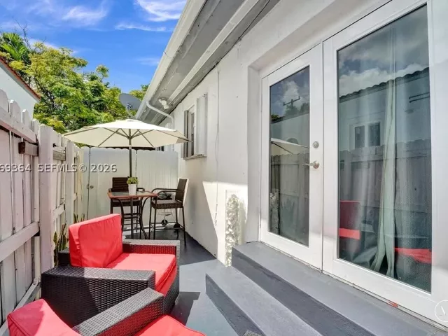Продажа дома по адресу 1750 71st St - фото 9326448