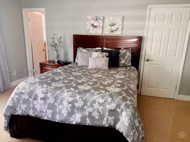 Продажа дома по адресу 1750 71st St - фото 9326466