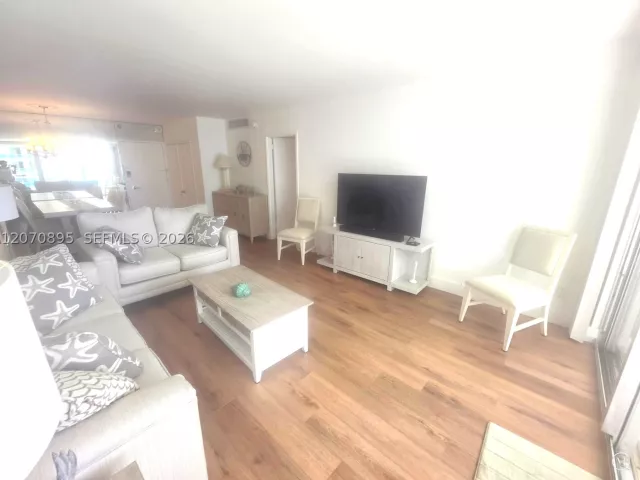 Квартира в аренду номер826 - фото 9298159