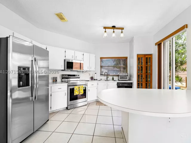 Продажа дома по адресу 20714 NW 3rd St - фото 9305964
