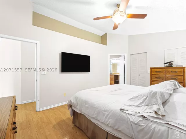 Продажа дома по адресу 20714 NW 3rd St - фото 9305973