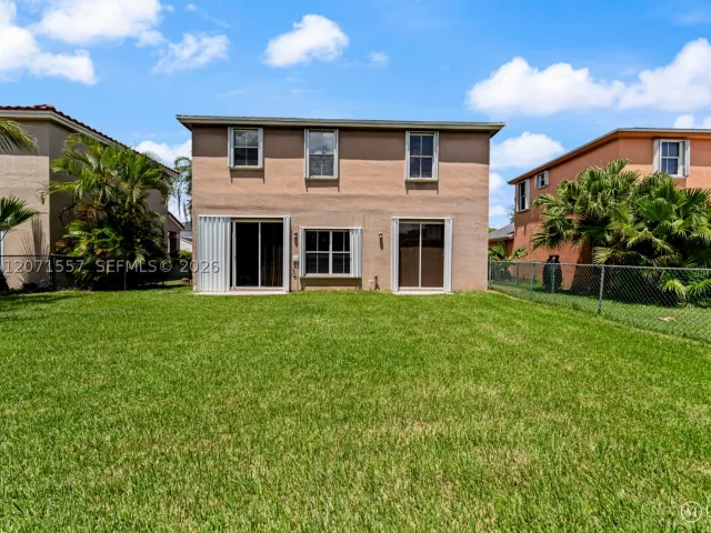 Продажа дома по адресу 20714 NW 3rd St - фото 9305977