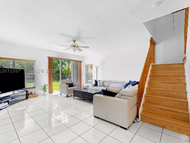 Продажа дома по адресу 20714 NW 3rd St - фото 9305958